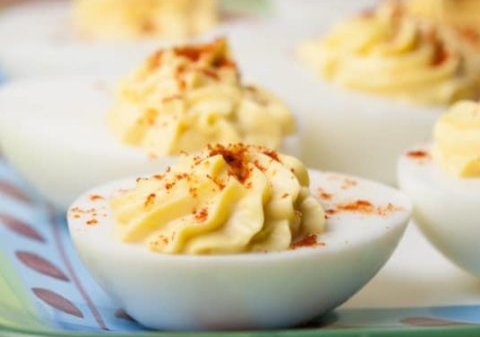 Classic-Deviled-Eggs-1-480x360